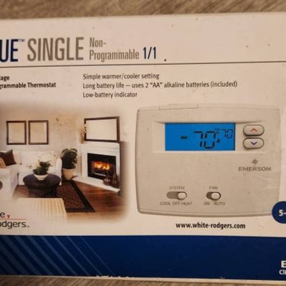 Emerson White Digital Thermostat - Picture 3 of 7